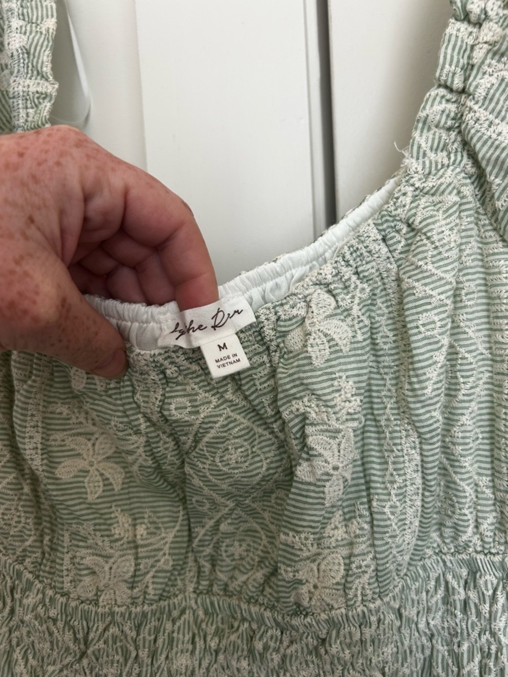 Sage Green Printed Maxi Dress with Puff Sleeves - Picture 2 of 3